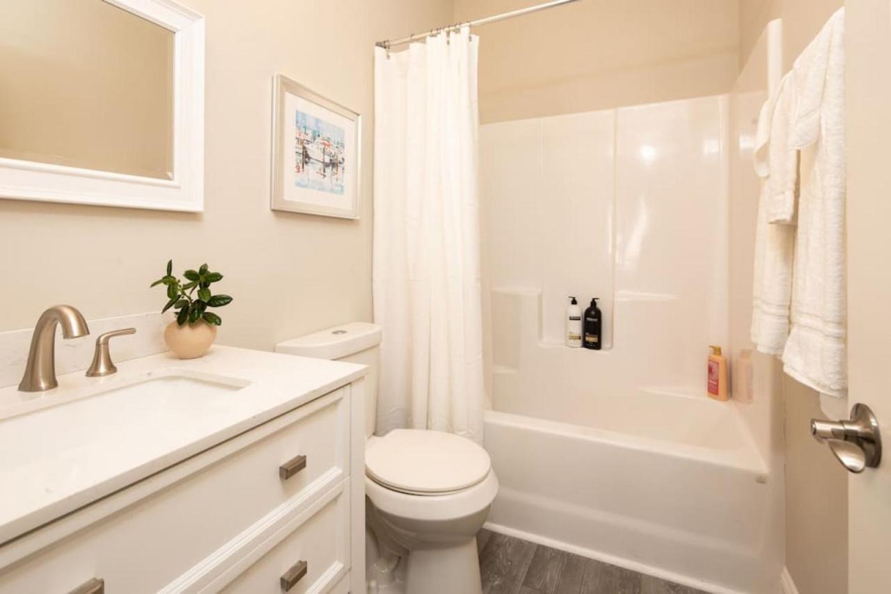 Lovely 4Br King Beds Steps To Beach And Pier G Myrtle Beach Extérieur photo